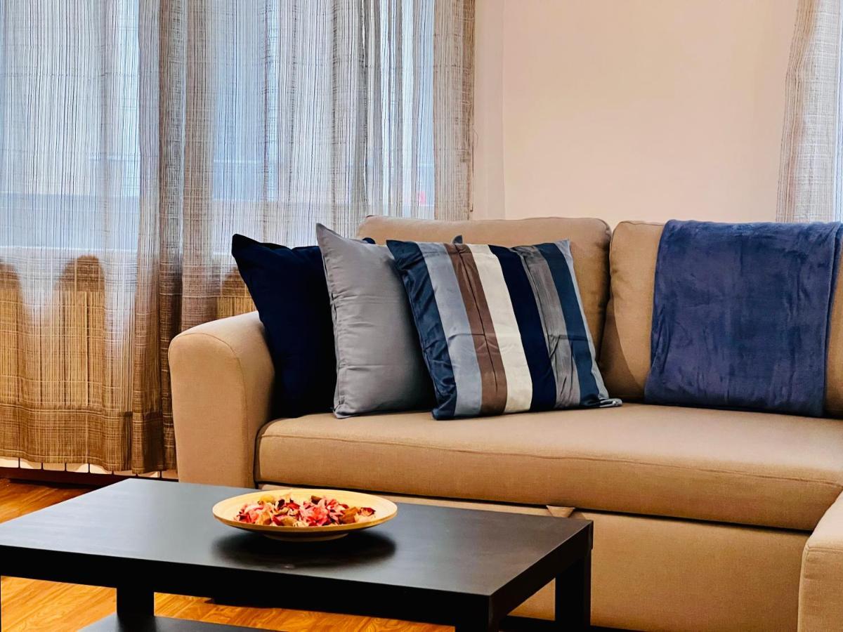 La Latina Premium Home Мадрид Екстериор снимка