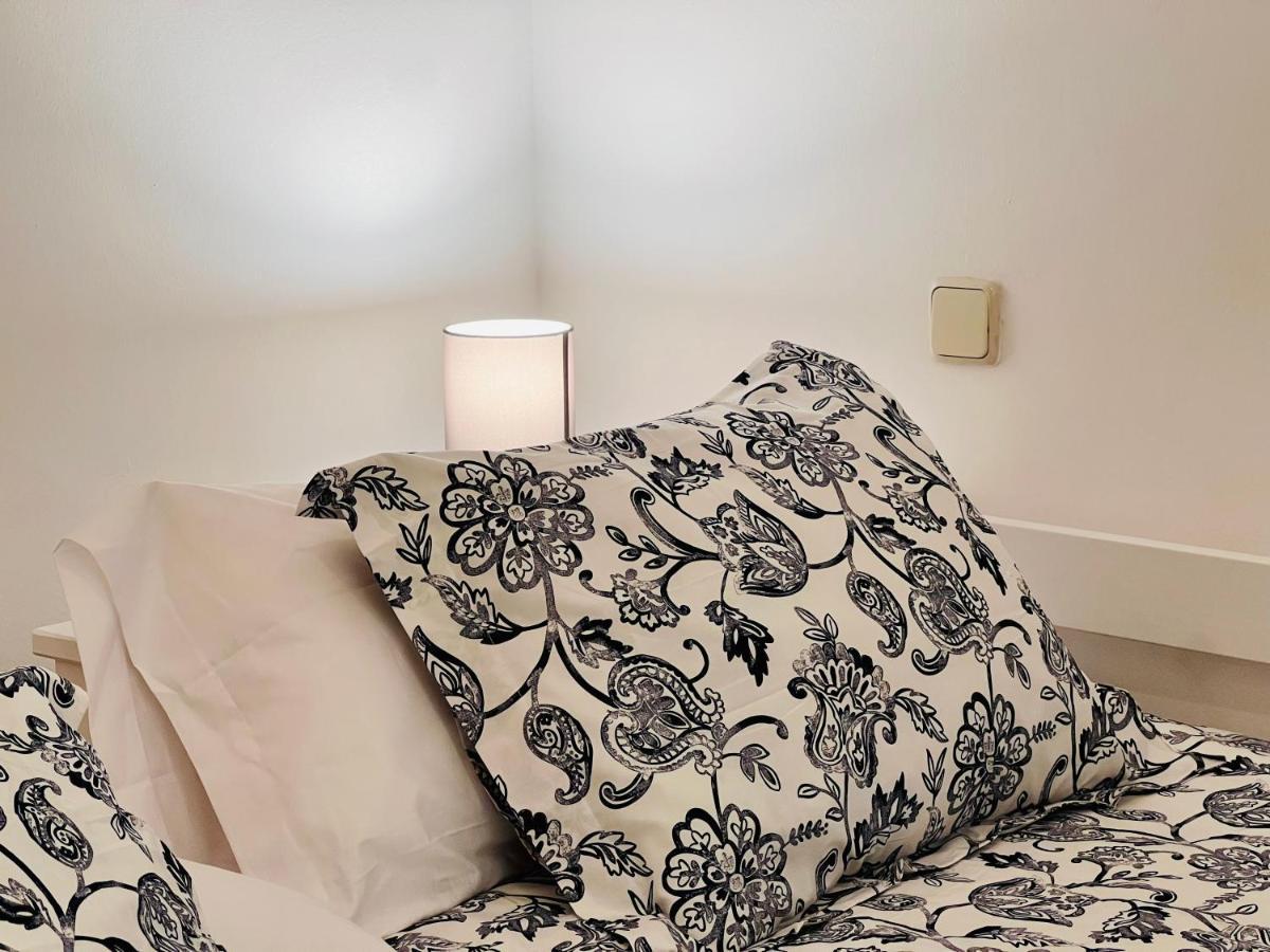 La Latina Premium Home Мадрид Екстериор снимка